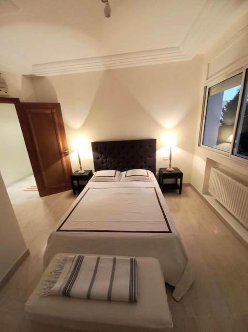Tres Bel Appartement Idealement Place La Marsa Exteriör bild